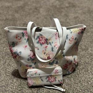 Lauren Conrad Floral Purse with matching wallet
